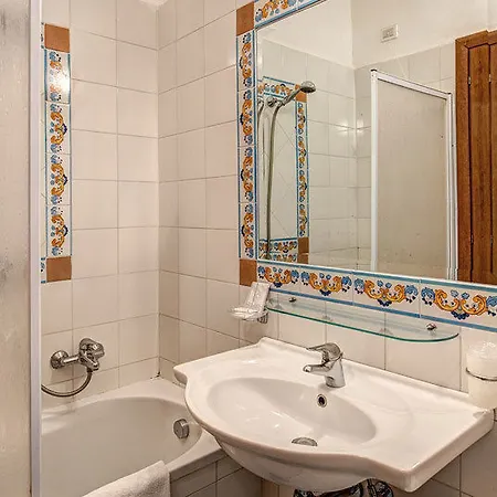 Hotel Belvedere E Tre Re