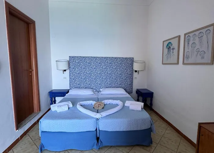 Belvedere E Tre Re קאפרי