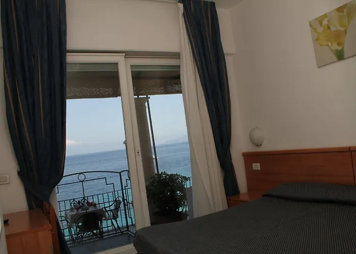 Hotell Belvedere E Tre Re Capri