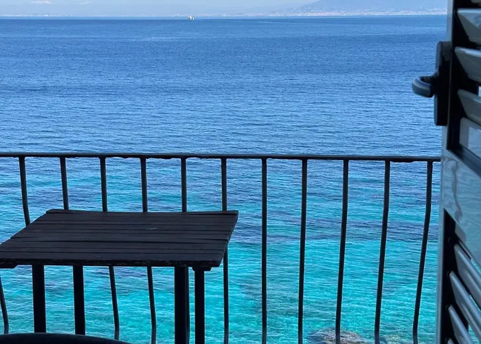 Belvedere E Tre Re Capri